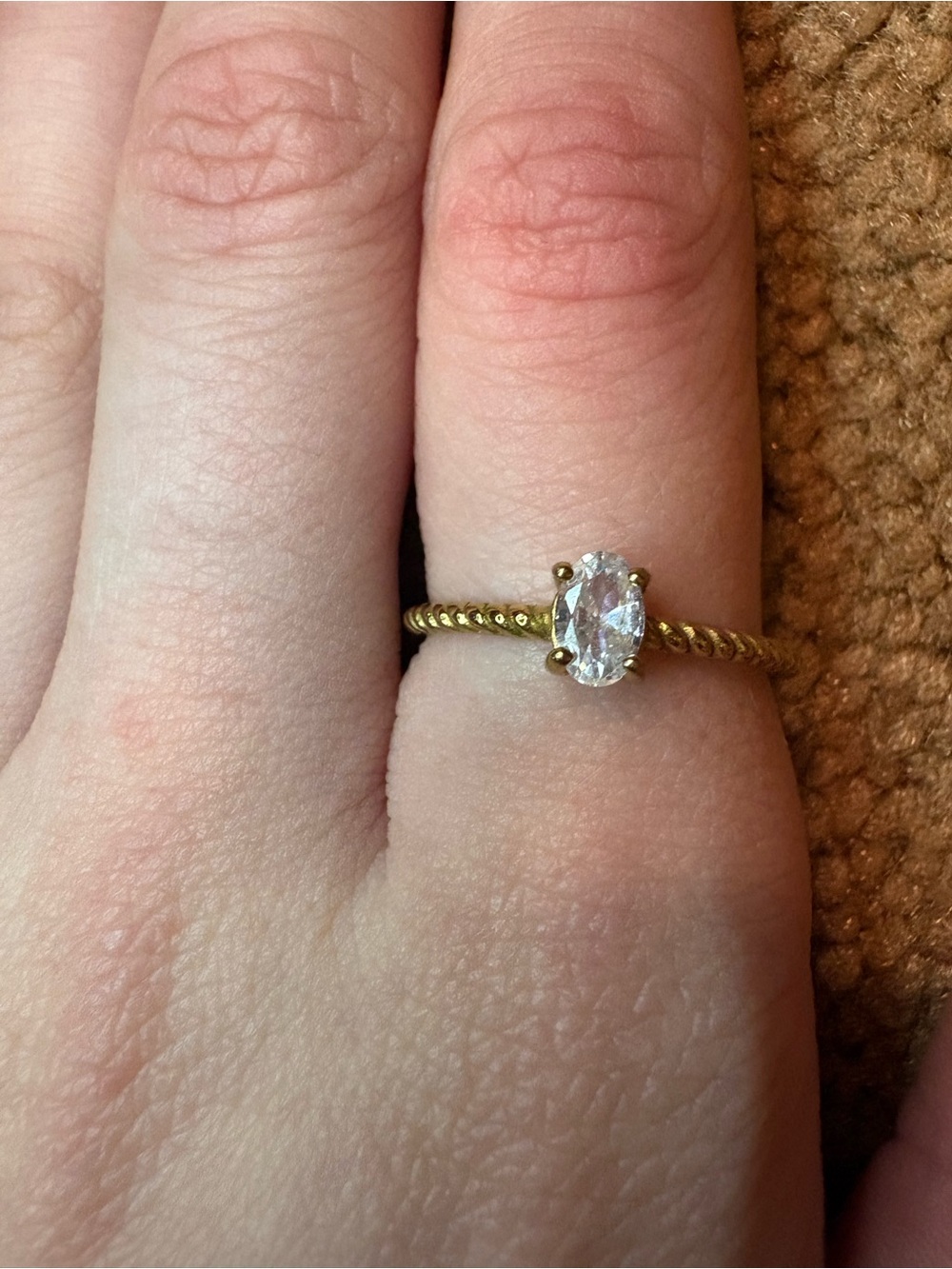 2 for $10 evry jewels Gold Twist Band Oval ring size 8
